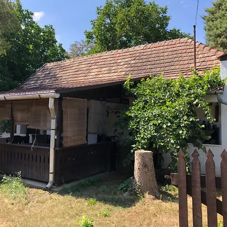 Tiszakanyar Vendeghaz Tiszadada Exterior photo